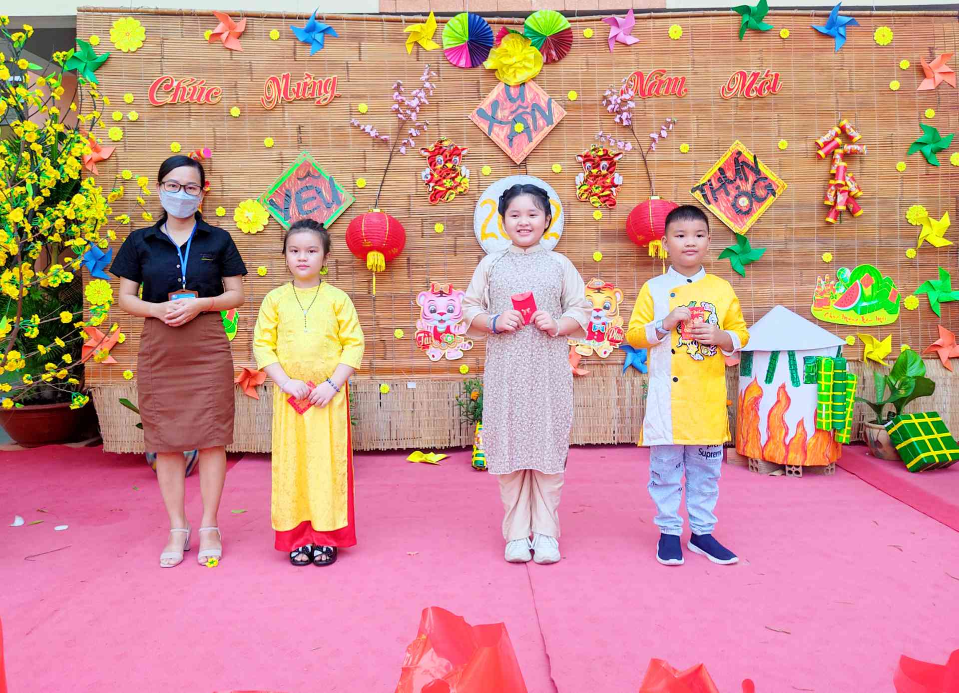 5b34d3887b00b65eef11