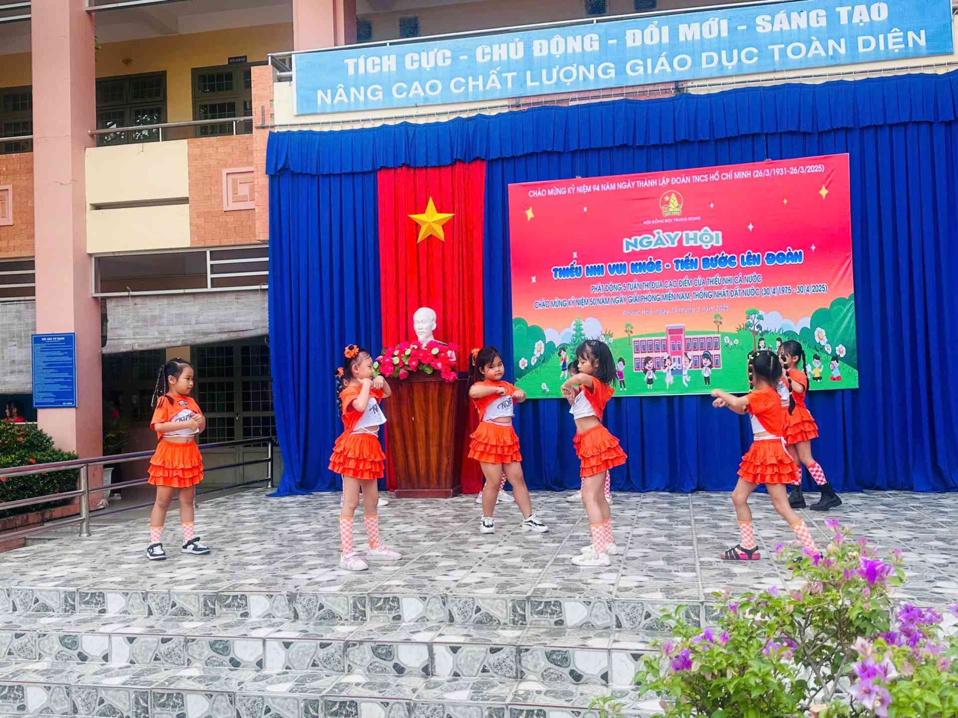 z6437264569550_1d60ae28750423db3344d28e927ac048