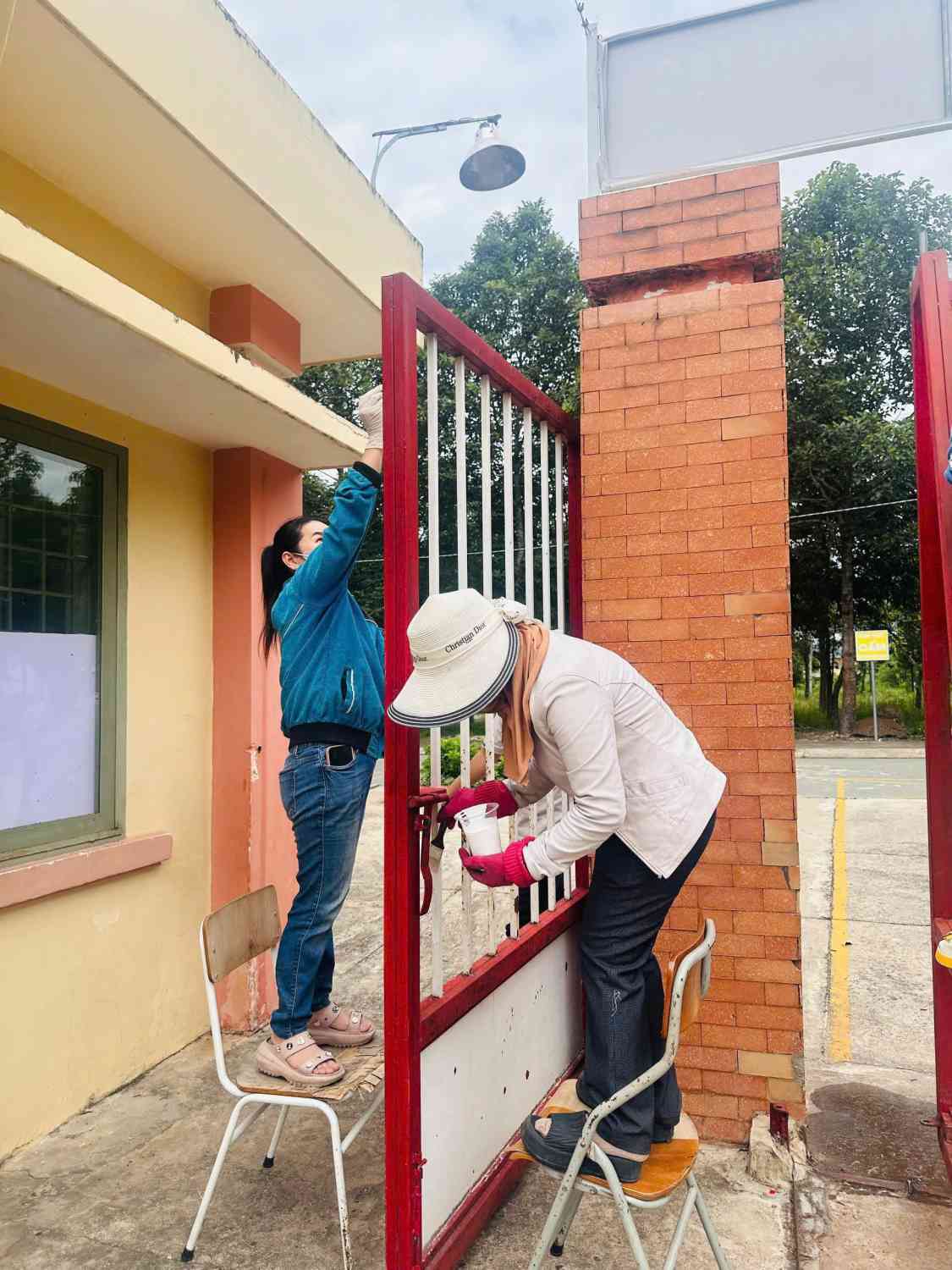 z6923910099252_4a8abee3697b196420cb145b69707123